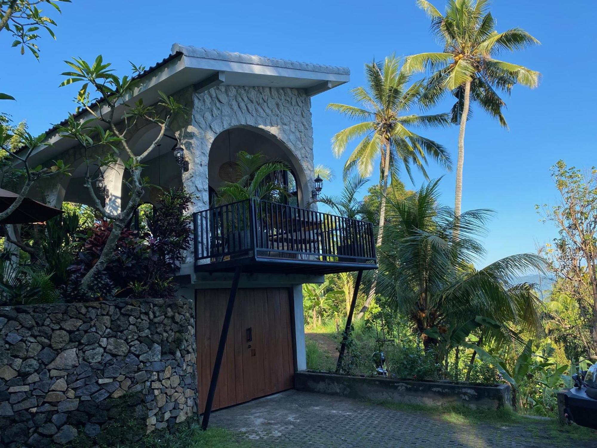 Mayong Bali Villa And Hostel Munduk  Exterior photo
